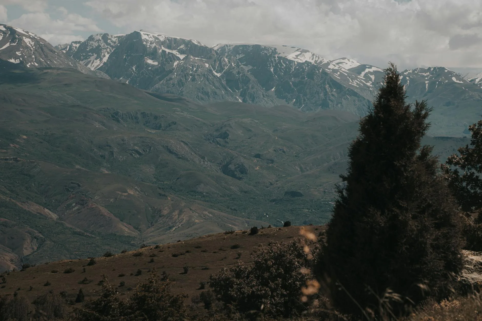 ️ Les Monts Tchatkal : aventure pour les randonneurs expérimentés